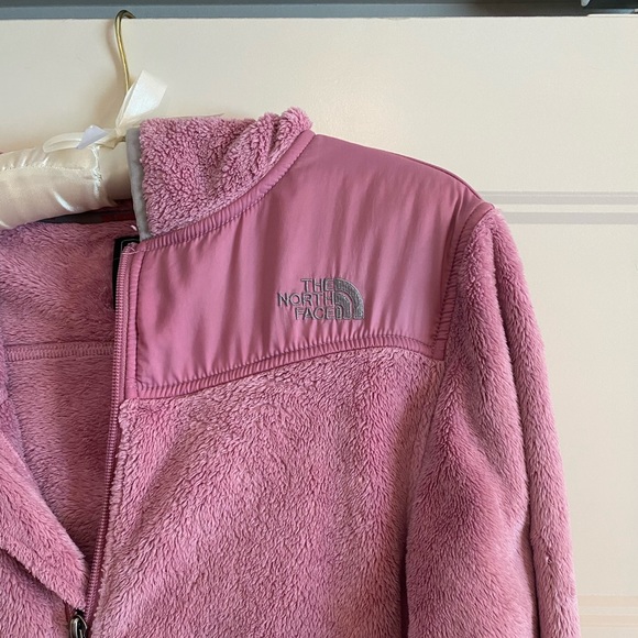 The North Face Fuzzy jacket - Picture 4 of 5